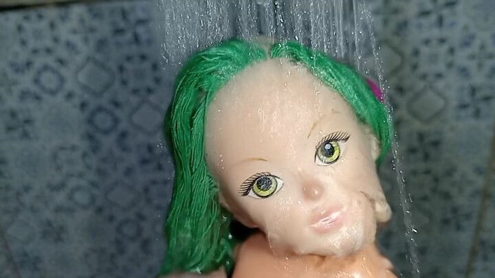 The Substance | Pump it up (Doll Film