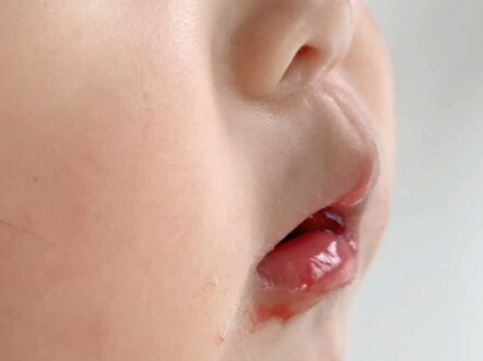 Hơi chua một chút nhưng không ảnh hưởng đến việc ăn đâu～