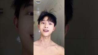 Bath time~ 🛁  | Li Jiahua & Lai Jiaxin #bl #jenvlog #bltiktok #fyp - BL Couple