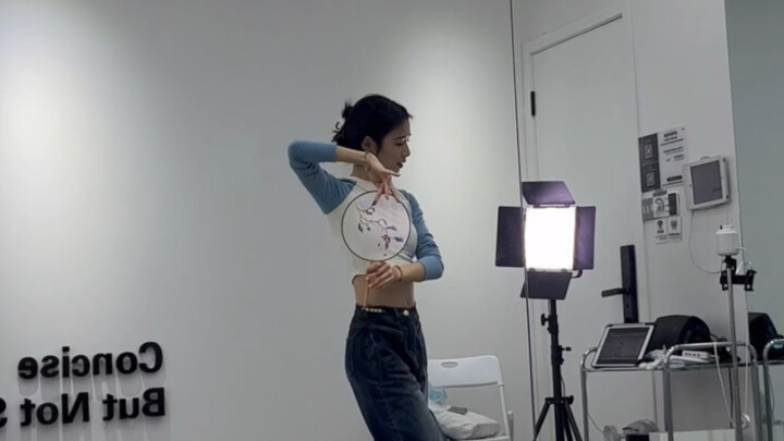 穿得再甜酷也是要跳古典舞的｜《梦回江宁》