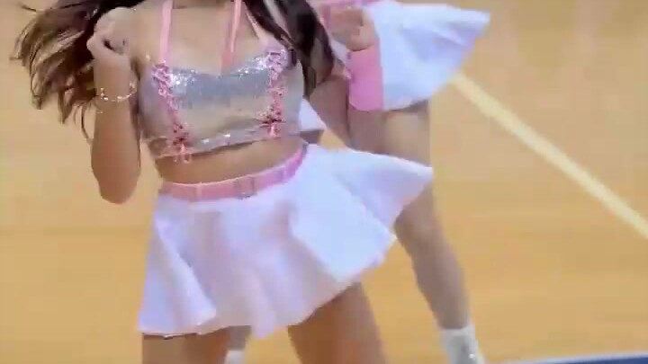 This little workshop really goes all out with the materials—267!