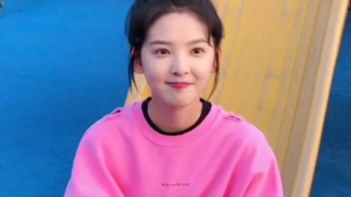 ไร้สาระ!! สาวน่ารักขนาดนี้ยังหนีไม่พ้นครอบครัวที่เหยียดเพศชายมากกว่าหญิง