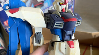 居然翻出一台1/60的自由高达？！【夏亚的模型小店】