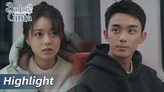 Highlight EP02 Lin Yiyang diam-diam menjaga Yin Guo | Amidst a Snowstorm of Love | WeTV【INDO SUB】