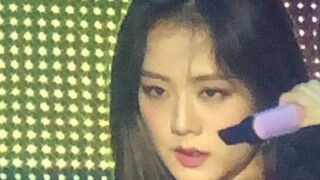 Xiuxiu yang seksi (entahlah siapa yang bilang Xiuxiu tidak bisa menari!!!) Besok konser, semangat ba