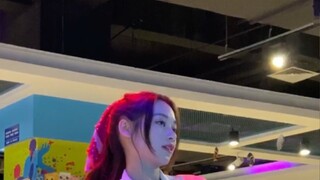 [E-Dance Fame] HyunA-Red (Red) Mặc váy, không có đường xẻ nào