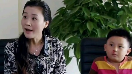 Anak kecil berkelahi sampai orang tua dipanggil ke sekolah. Siapa sangka, ternyata orang tuanya adal