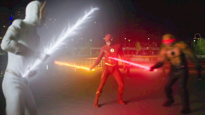 【The Flash】ตอนจบฤดูกาลที่เจ็ด แฟลชย้อนกลับกลับมาแล้ว! ร่วมทีมกับ Barry กับ Speed เพื่อน! ลักษณะนี้ตี