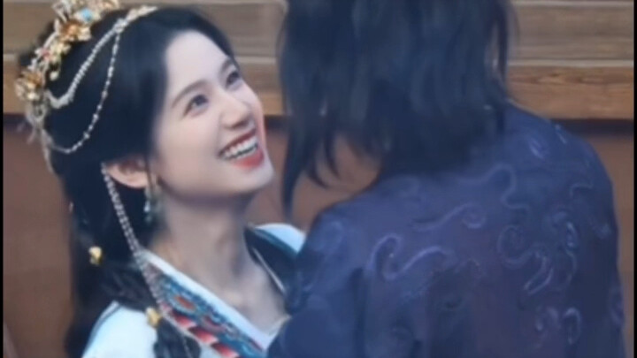 One Reuters photo is already this sweet! I’m already seeing it from the male lead’s perspective.