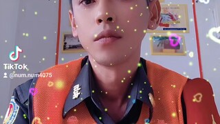 หนุ่มหน้ามน