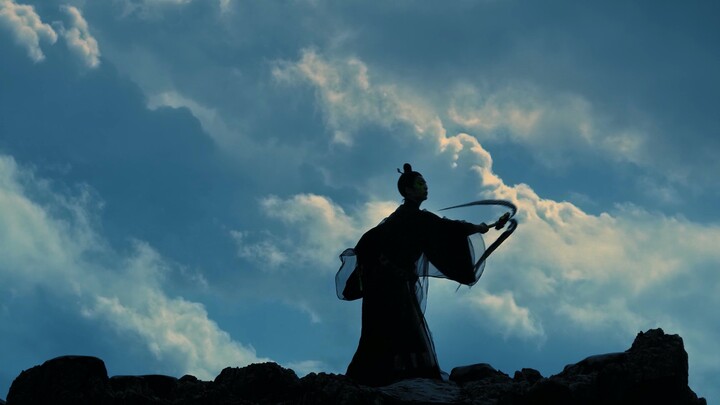 Yi dance, an ancient procession dance, began in the Western Zhou Dynasty and can be traced back to t