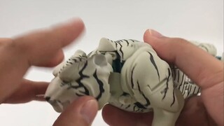 MP50 White Tiger Warrior mengulas berbagi video Super Warrior Beast Man Transformers G1 #282 bw bm