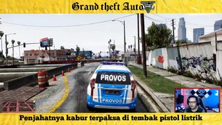 Coba Kabur penjahat ditembak pistol listrik
