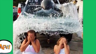 ดูพวกเขาได้รับการล้างออกไป! 😅😆 รถตลกล้มเหลว AFV 2020