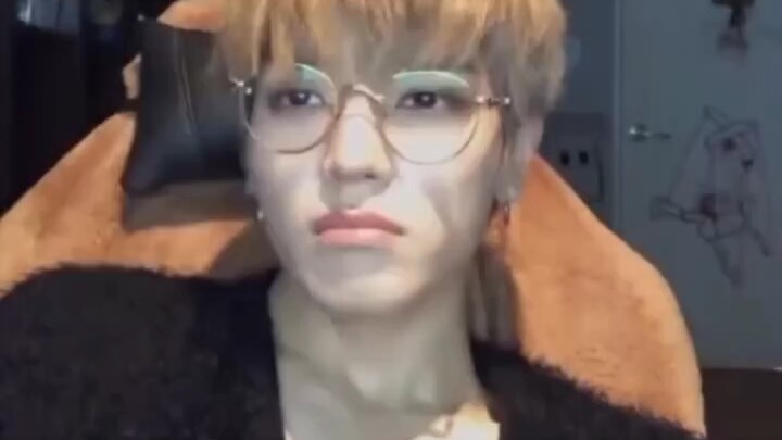 【لي تاي يونغ】عندما يرى لي رونغ غنجه الخاص به～