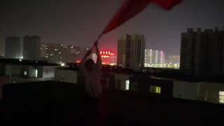 朋友喝醉了，说什么苏维埃万岁，不太理解。