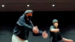 Happy Birthday to Jungkook on 0901! Jungkook's dance teacher has updated!