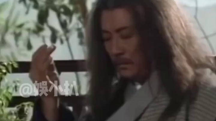 Ancient divination method of predicting the future by counting on one's fingers