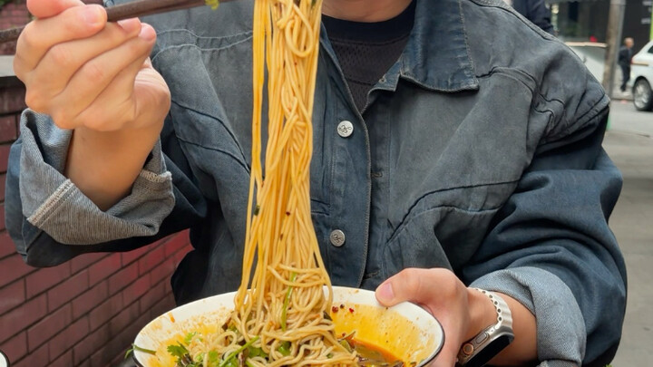Tambah tiga mangkuk lagi
