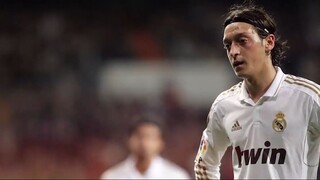 MESUT OZIL VÀ NHỮNG HOÀI NIỆM DANG DỞ - KHI BÓNG ĐÁ LÀ NỖI BUỒN KHÔNG TÊN _ KÝ ỨC