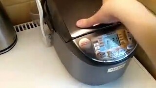 Lianlian: Cook me in a rice cooker?