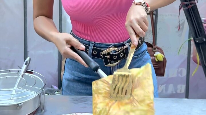 ฉันชอบกินขนมปังนี้มากเลย
