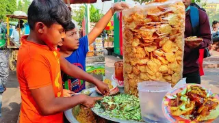 Amazing Small Boy Manages Everything Must Hard Working Selling Tasty Bhel Puri