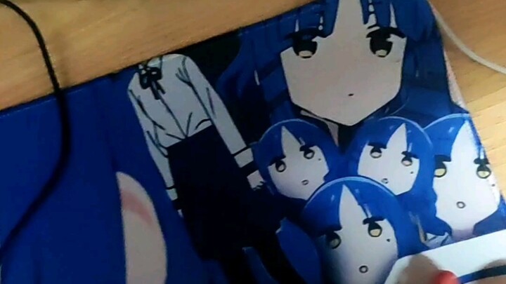 I bought a cooling mousepad, but it’s way too big.