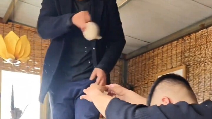 “Trà Bách Đảo” làm tôi cười bò luôn rồi