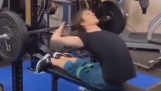 ⚡⚡⚡أمارس التجريد، أنظر إلى ذلك الأحمق المتوهج⚡⚡