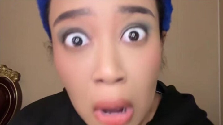 Tôi phát điên rồi, bình luận cũng ngày càng điên hơn...