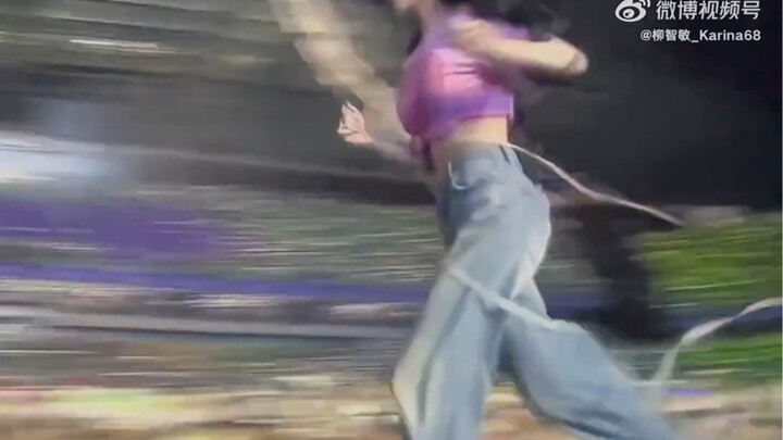 “ฉันอยากให้เธออยู่บนจุดสูงสุด ฉันจะภูมิใจในตัวเธอมาก” — ยูจีมิน