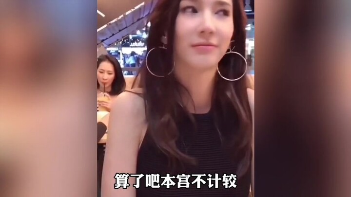 【aump】Ngôi sao nữ đắt giá nhất Thái Lan AumP có thái độ với fan đỉnh quá! Haha đúng là “chị đại” vừa