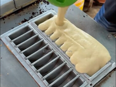 كعكة الشوكولاتة والجبن المذهلة من إندونيسيا