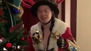 A true live broadcast genius, even each piece of clothing has a corresponding famous scene