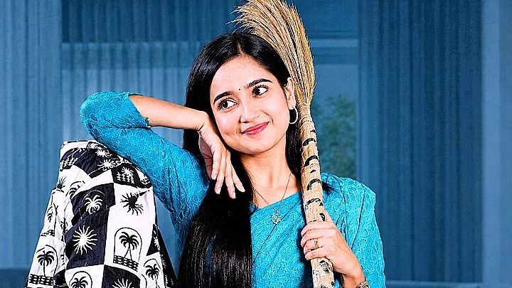 কাজের মেয়ে সেজে হবু বরকে পরীক্ষা! তারপর যা হলো… 😱❤️#BengaliDrama #Shorts #Nishpap