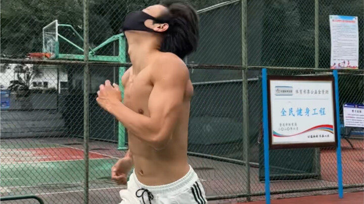 I’ve eaten so much muscle that it can’t be pulled into strands anymore!