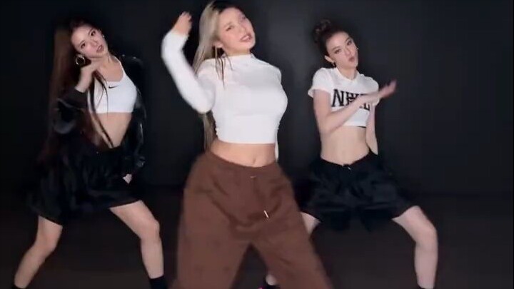 HANDS UP with LEEJUNG