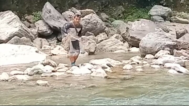 cast net fishing in Nepal |