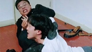 Đừng nói với tôi là bạn đã dạy tôi cú đá cắt kéo này nhé: Hướng dẫn cách xây dựng cơ bụng bằng ghế đ