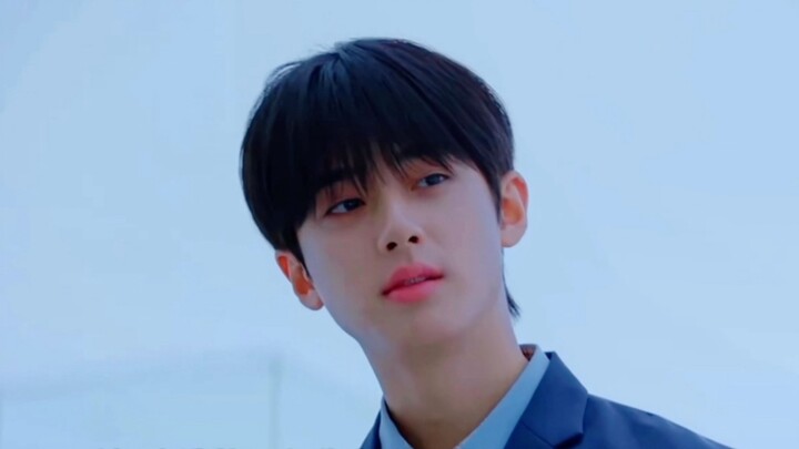 Diamond 6 reshuffles the F4 Avengers onto the scene.