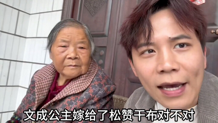 คลิปรวมเพลงแปลงคำร้องแบบฮาๆ ที่ทุกคนรอคอยมาแล้ว!