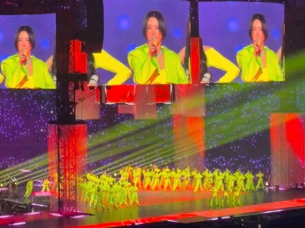 ในที่สุดก็รอมาถึงเวที MAMA ของน้องแล้ว หล่อสุดๆ เลย!