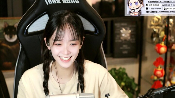 [Whoosh, Full!] Young lady sings “Beyond the Light-Year,” thought it was a League of Legends song? T