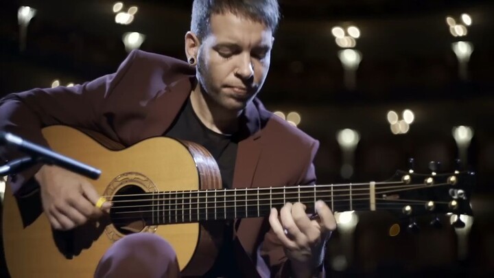西班牙吉他手皮波·罗梅罗Pipo Romero 在科多巴剧院现场演绎名作El Pasito