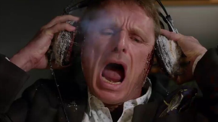 Sebuah piringan hitam yang bisa membunuh, Konstantin memanggil roh untuk menyelidiki kebenaran《Konst