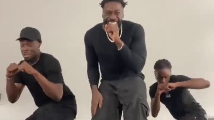 [Người hâm mộ muốn xem] 8 bước nhảy Afro được thể hiện