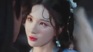 Dengan daya tarik alami,ia masuk istana merayu sang pangeran demi membalas dendam