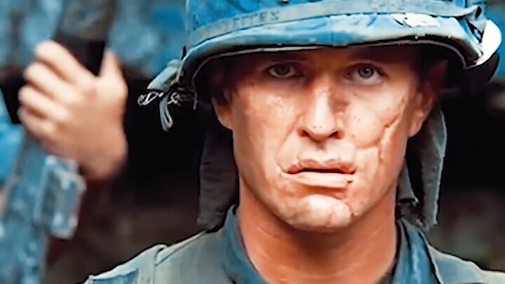 نام الحارس أثناء الوردية، فتسلل العدو إلى معسكرنا وكاد أن يبيد قواتنا بالكامل في معركة جماعية.