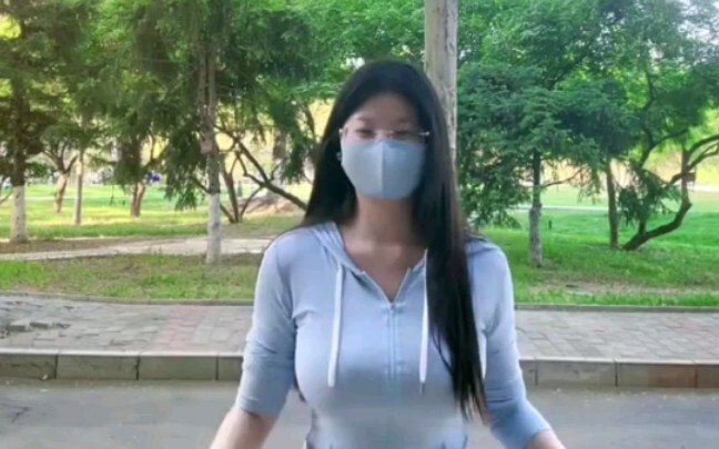 Không ai để ý haha